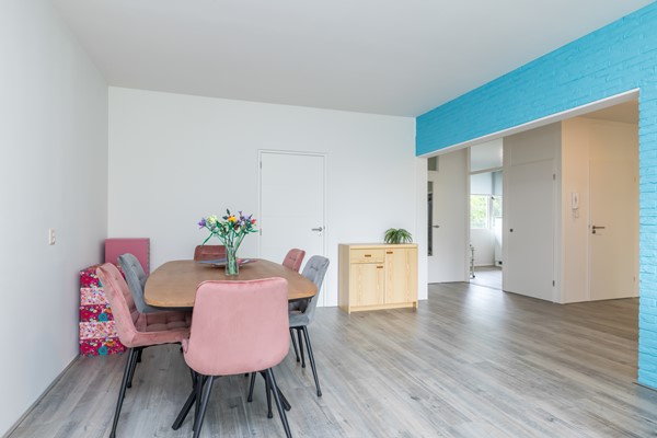 Foto - Te koop: Instapklaar gerenoveerd 3 slaapkamer appartement met berging in Brunssum